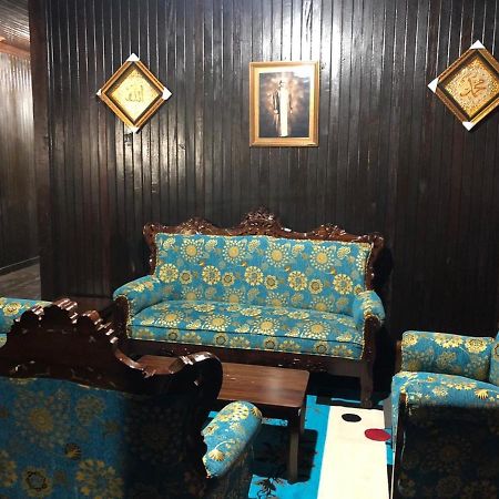 Mimi Guest House Syariah Pangkalanbuun Extérieur photo