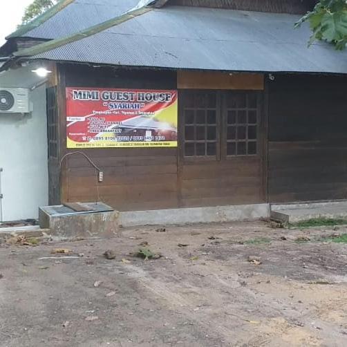 Mimi Guest House Syariah Pangkalanbuun Extérieur photo